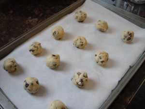 Picture of raw chocolate chip cookies